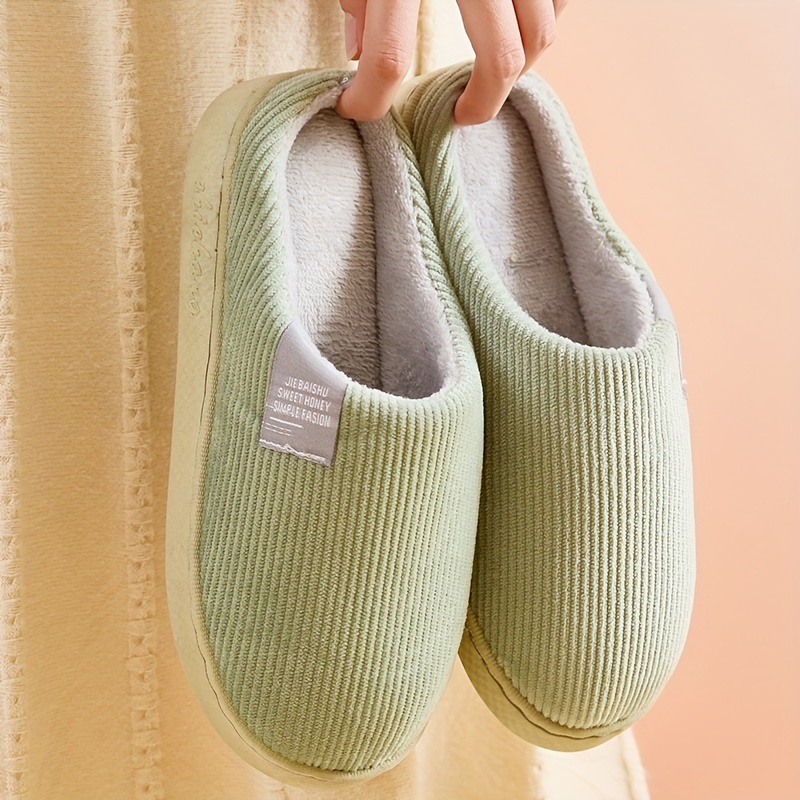 womens plush lined slippers warm winter indoor bedroom fuzzy shoes home mute slippers details 4